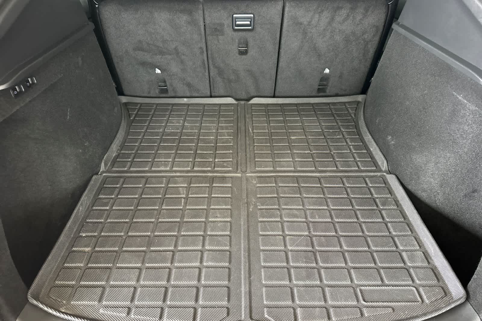 Thumbnail: 2024 Tesla Model Y - 16