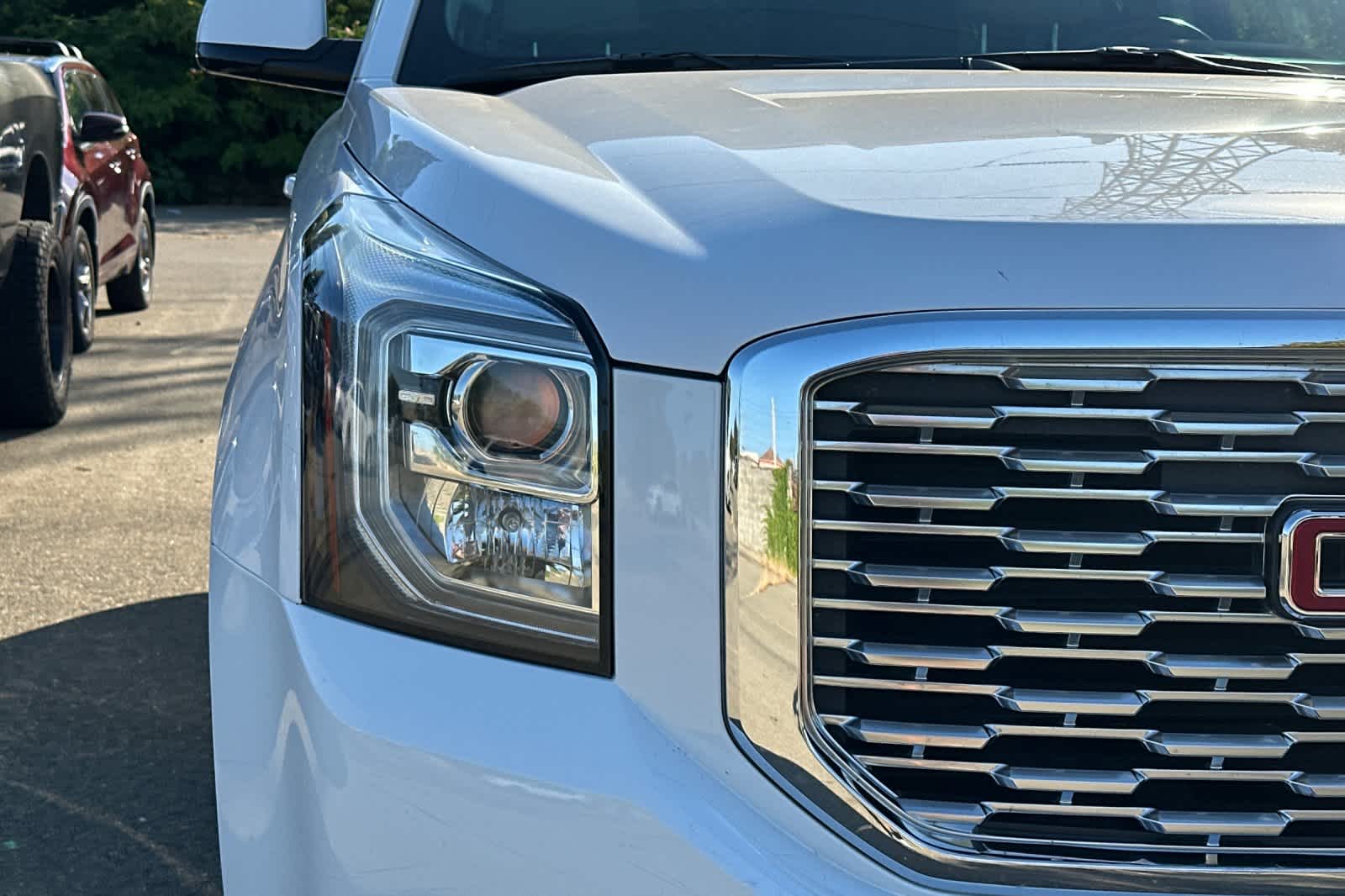 Thumbnail: 2019 GMC Yukon - 8