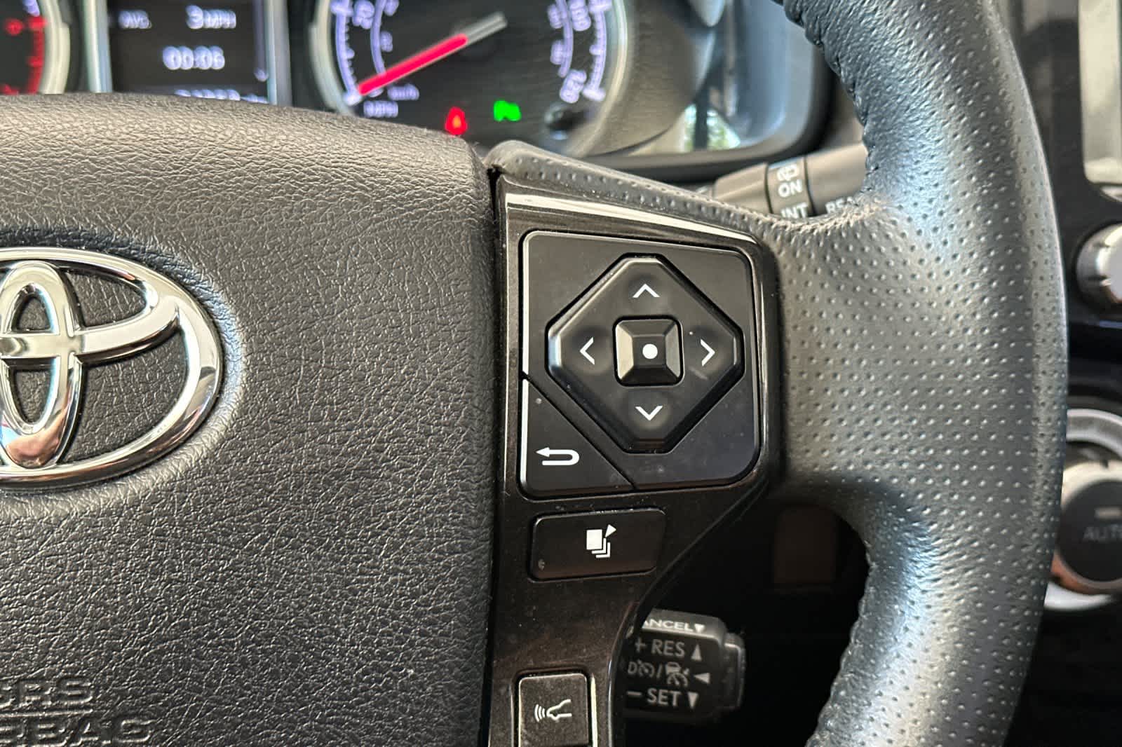 Thumbnail: 2021 Toyota 4Runner - 29