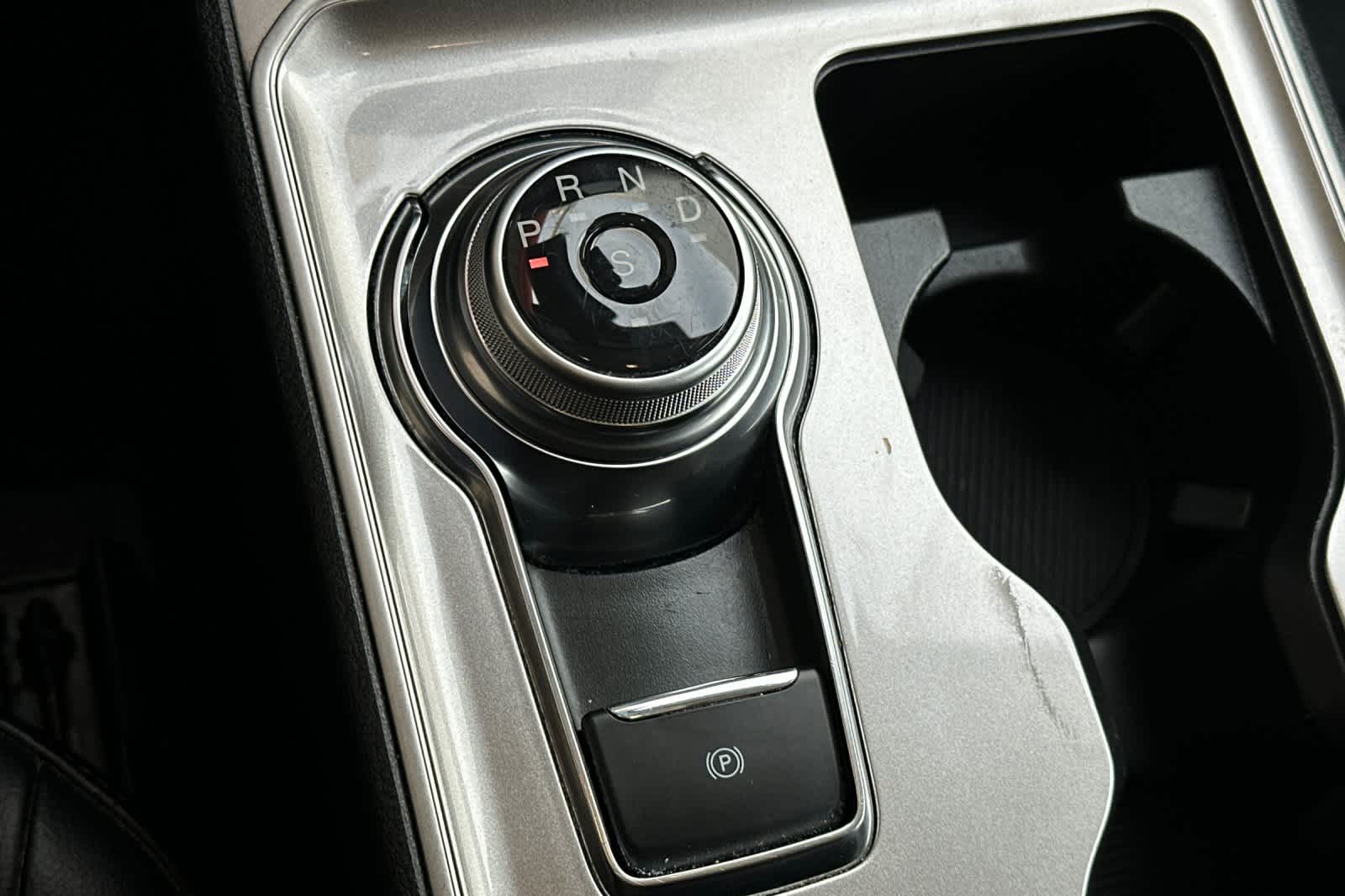Thumbnail: 2024 Ford Edge - 22