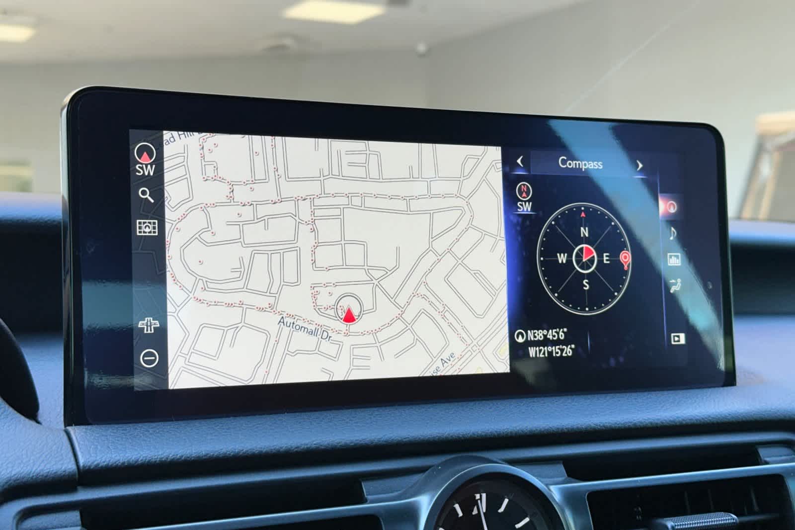 Thumbnail: 2023 Lexus IS - 20