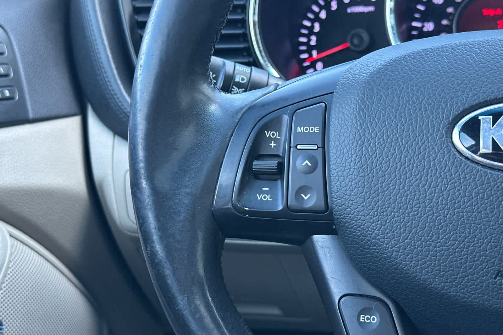 Thumbnail: 2013 Kia Optima - 26