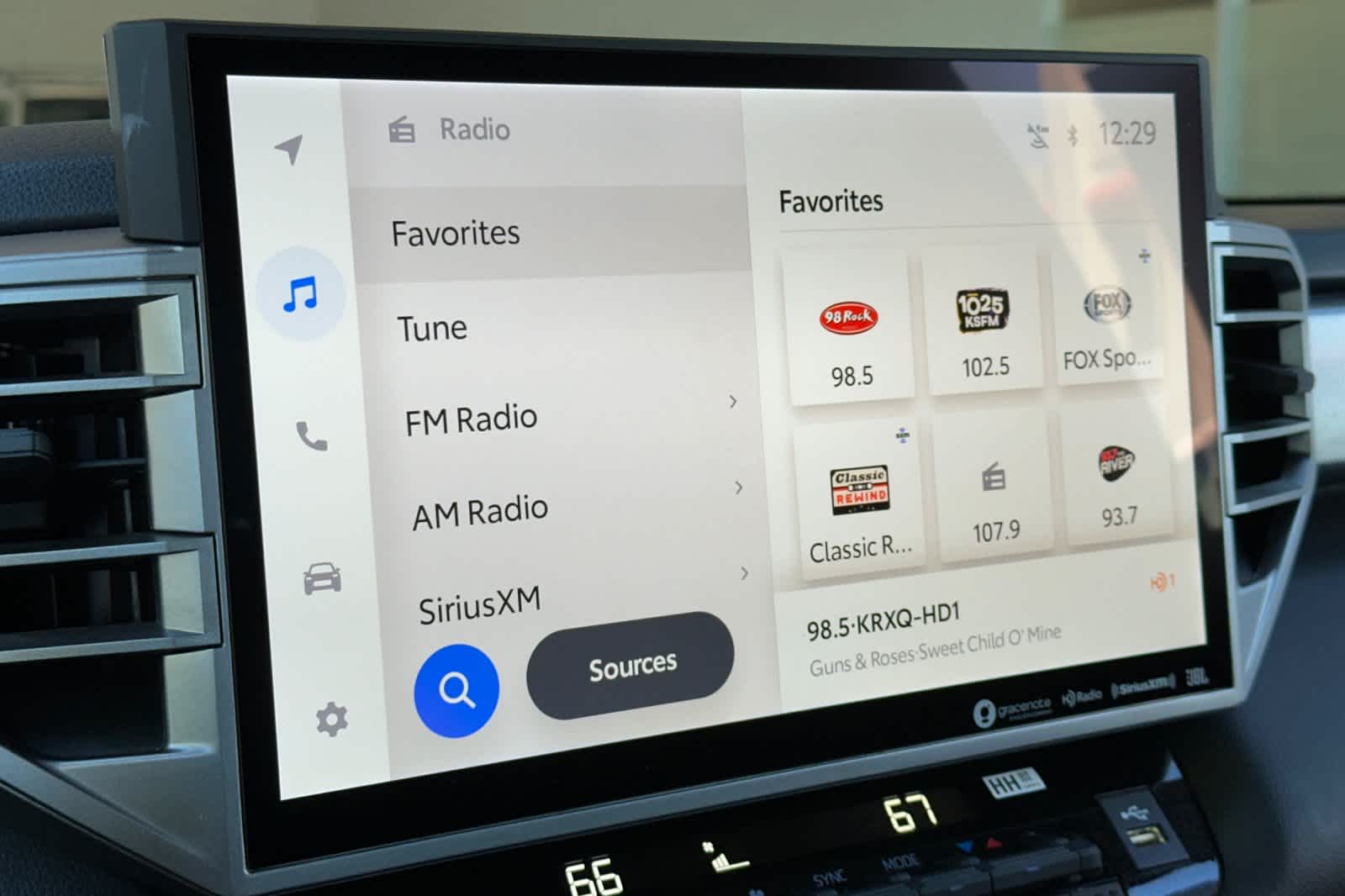 Thumbnail: 2024 Toyota Tundra - 18