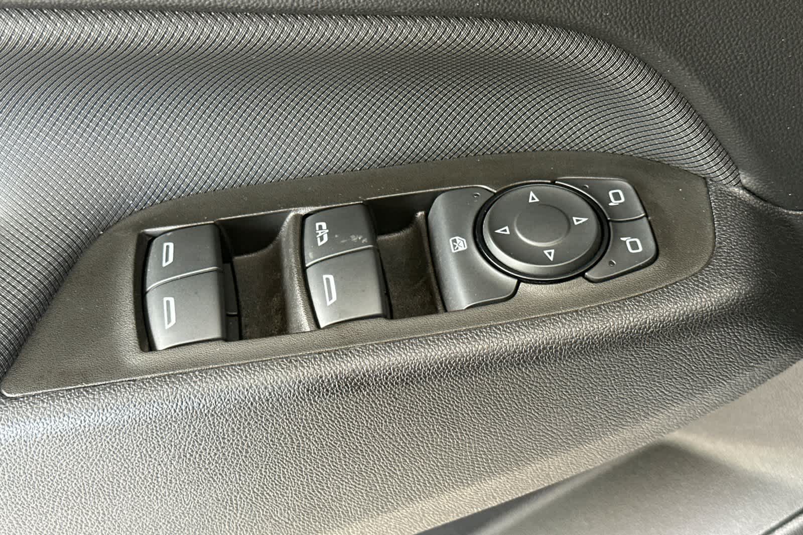 Thumbnail: 2024 Chevrolet Equinox - 13