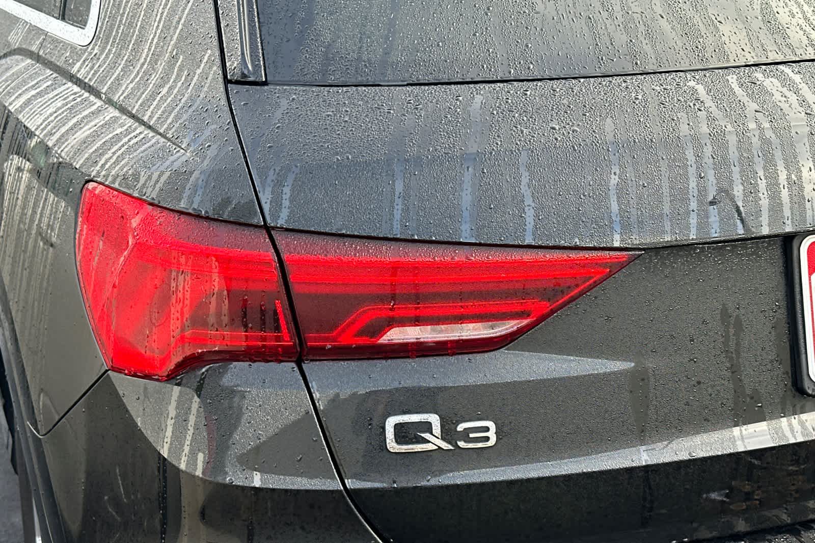 Thumbnail: 2023 Audi Q3 - 22