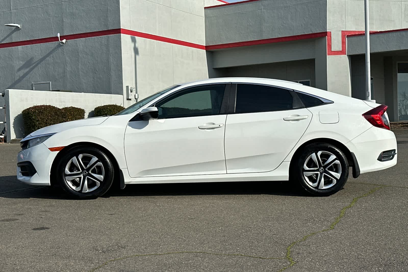 Thumbnail: 2017 Honda Civic - 9