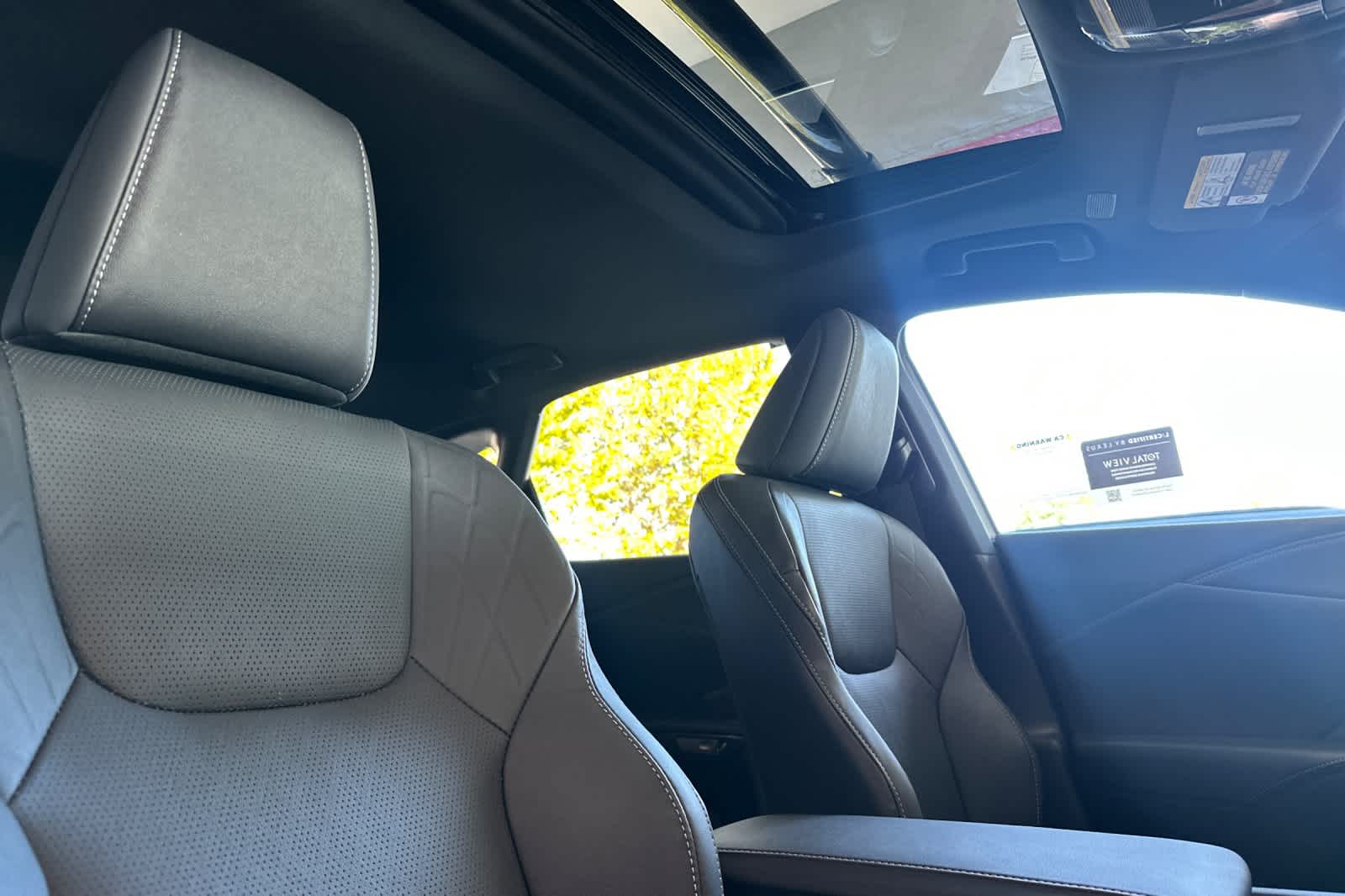 Thumbnail: 2025 Lexus RX - 18