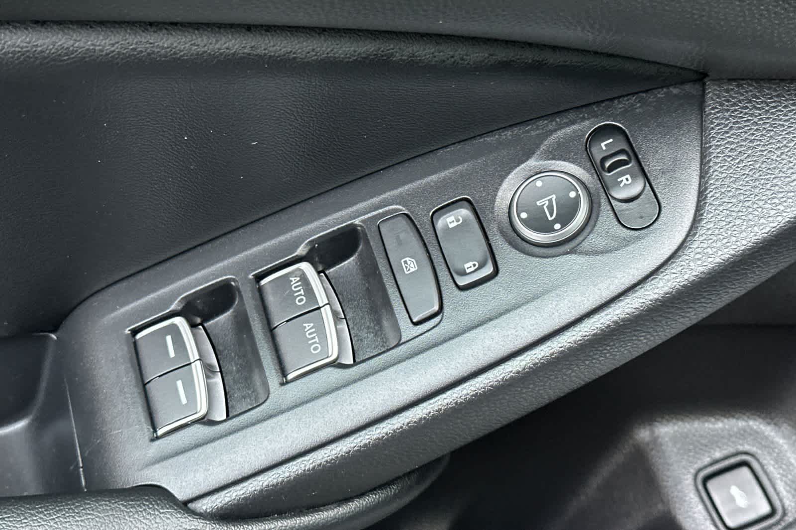 Thumbnail: 2022 Honda Accord - 13