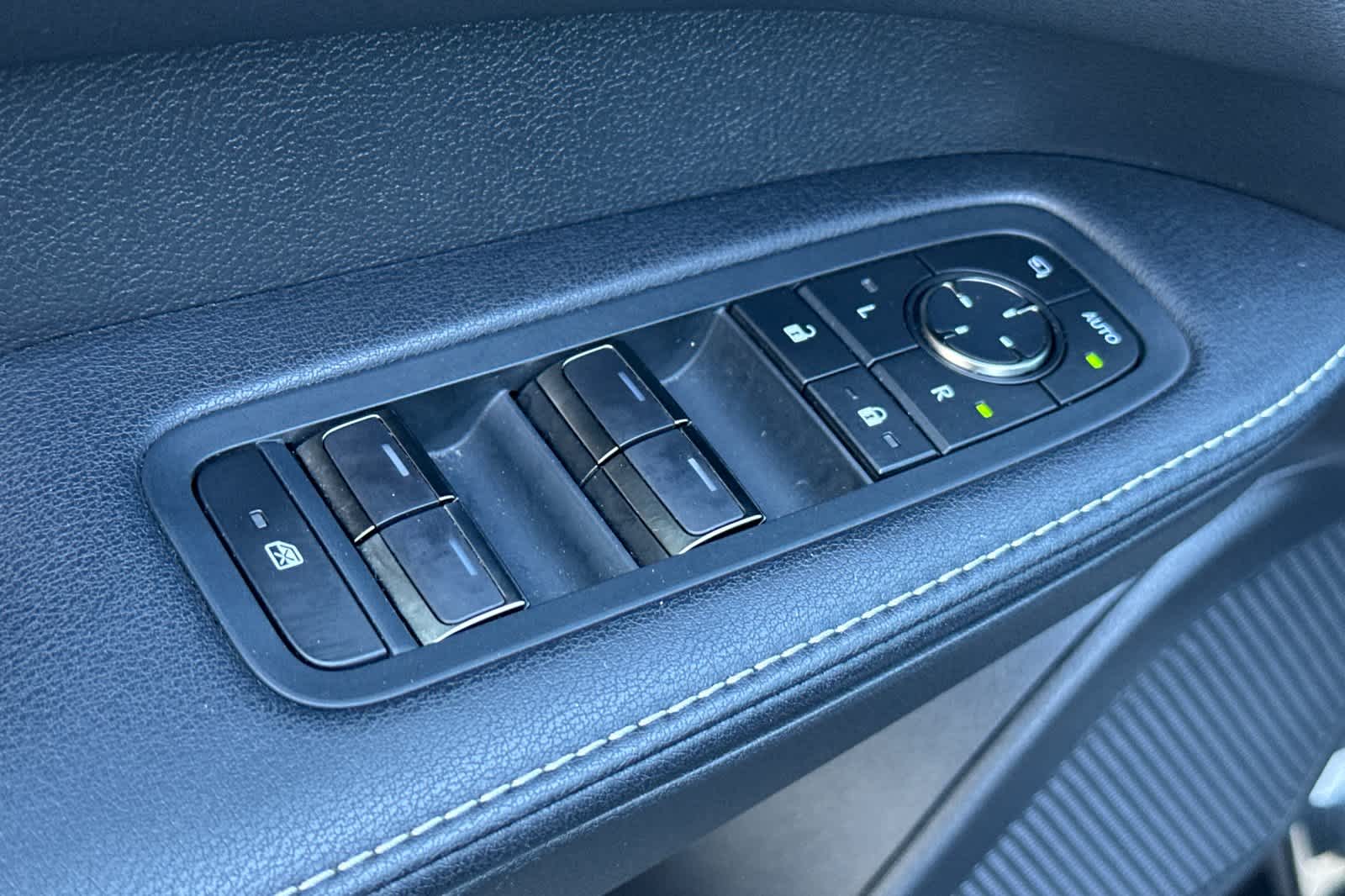 Thumbnail: 2025 Lexus RX - 13