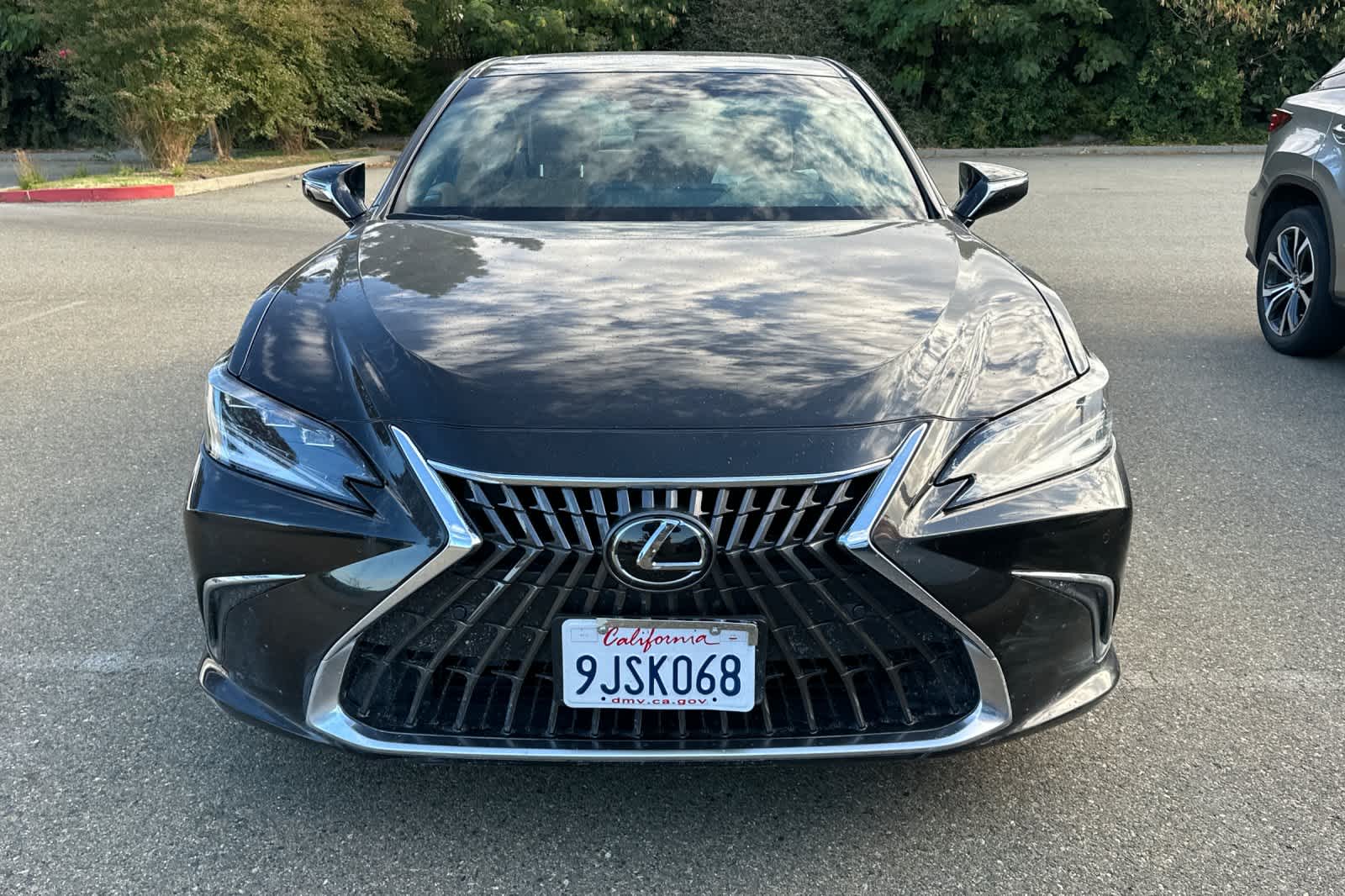 Thumbnail: 2024 Lexus ES - 6