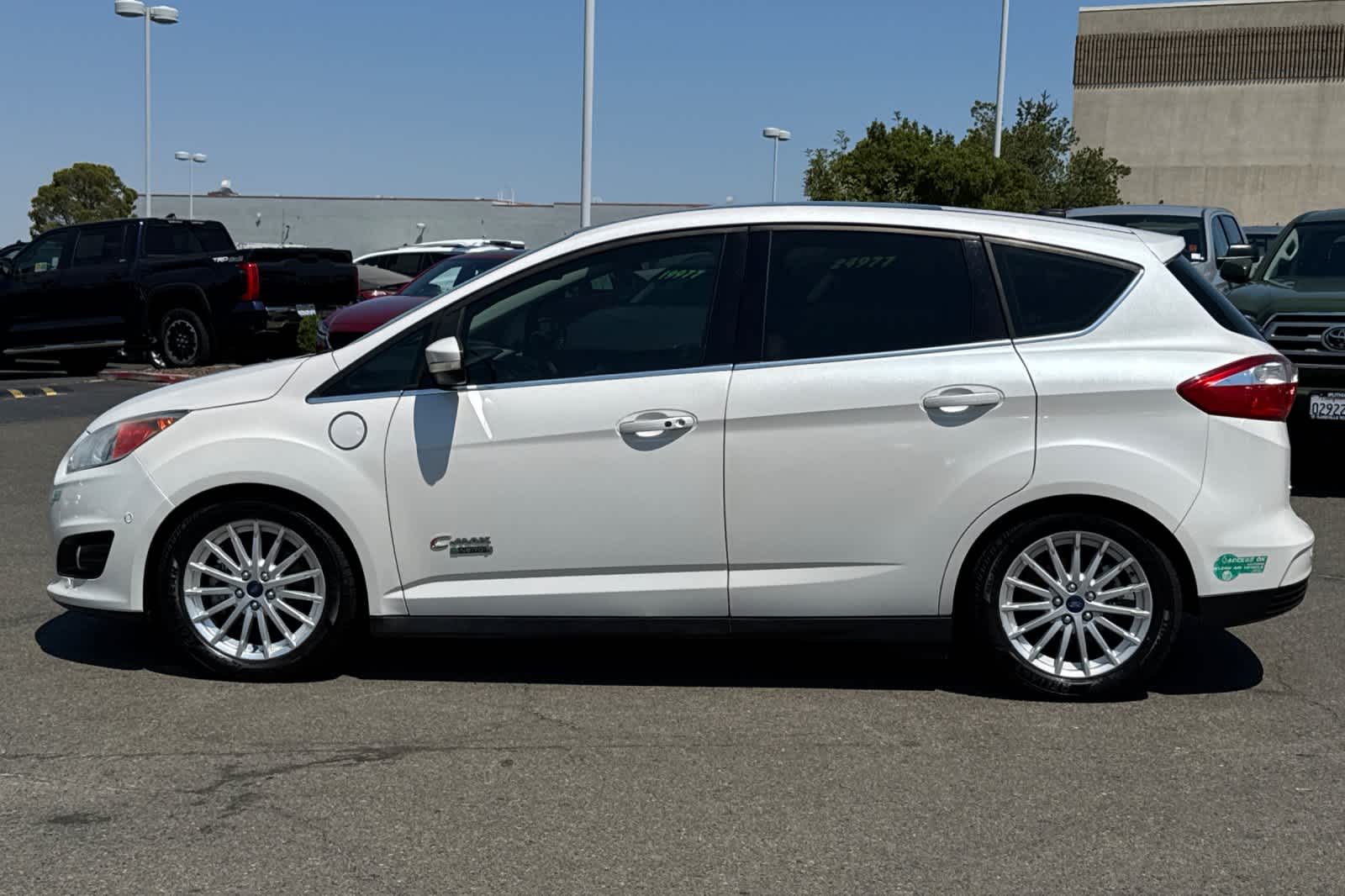 Thumbnail: 2015 Ford C-Max - 9