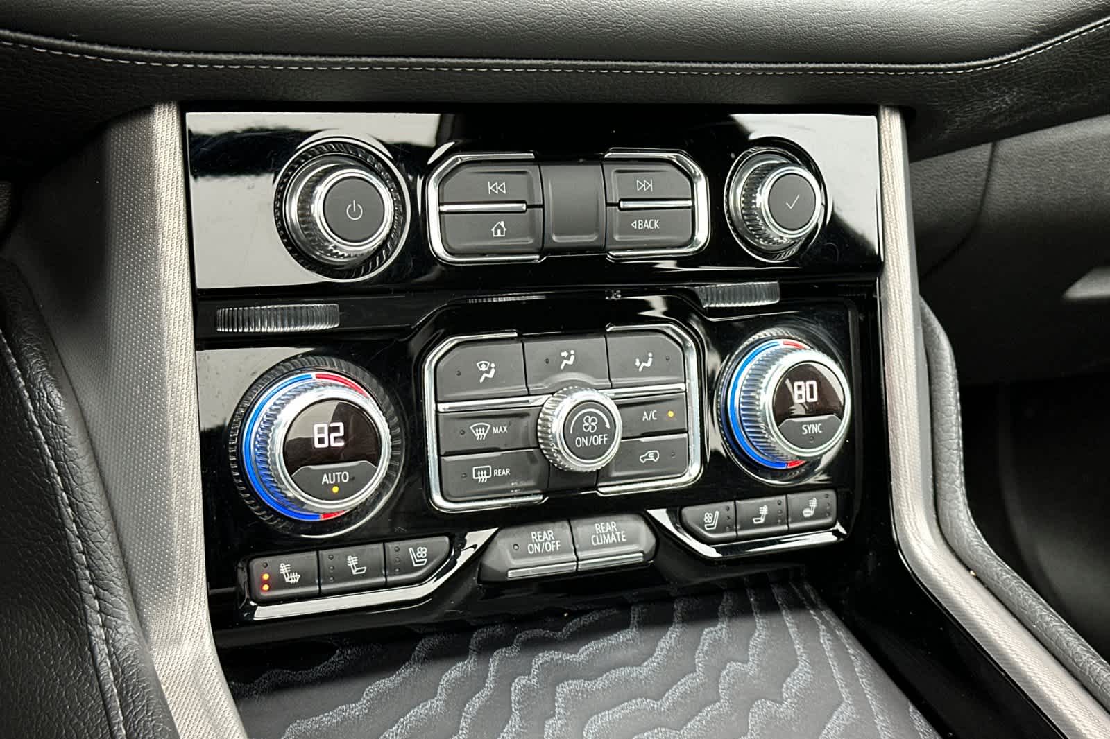 Thumbnail: 2022 GMC Yukon - 24