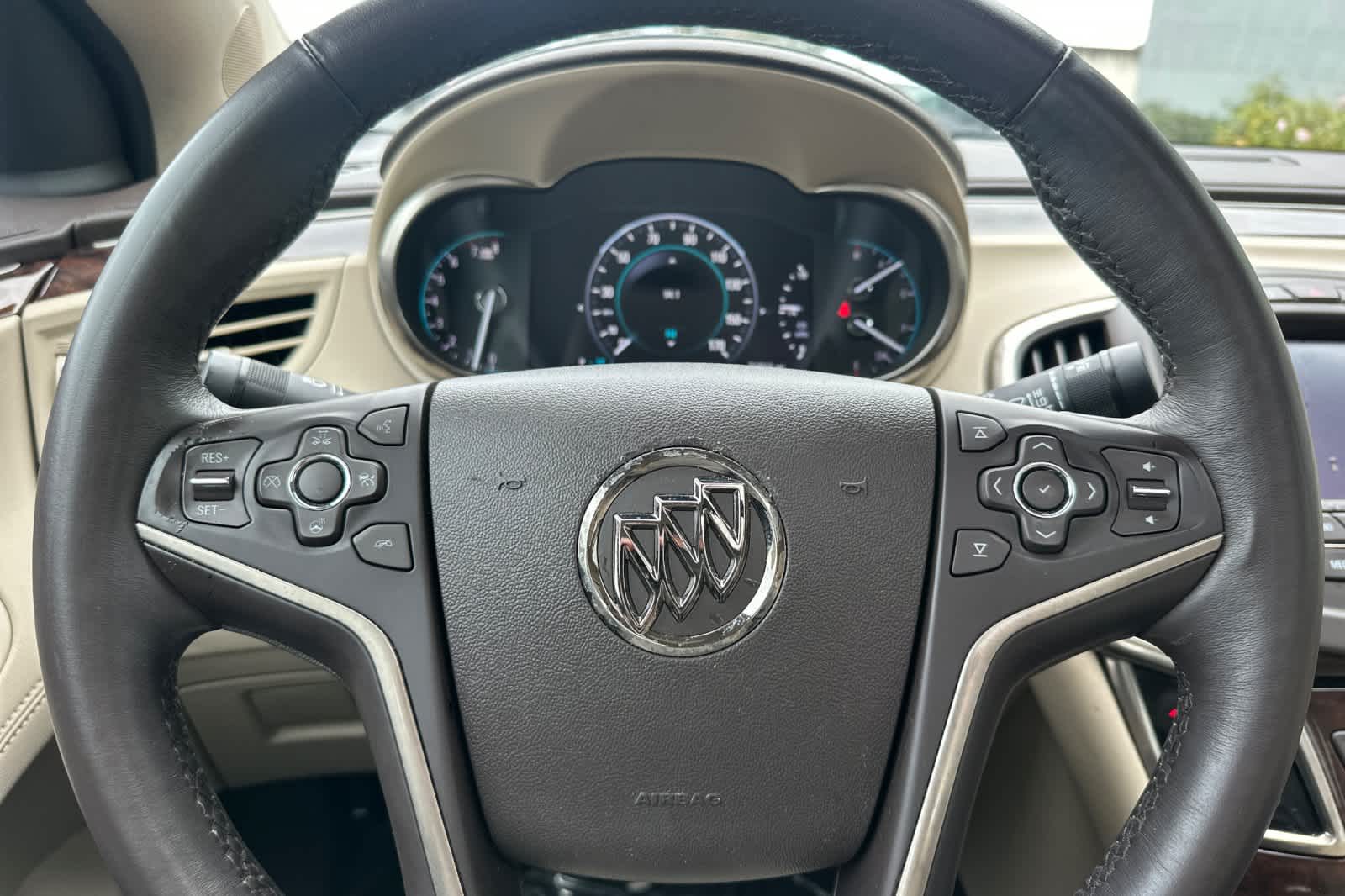 Thumbnail: 2015 Buick LaCrosse - 26