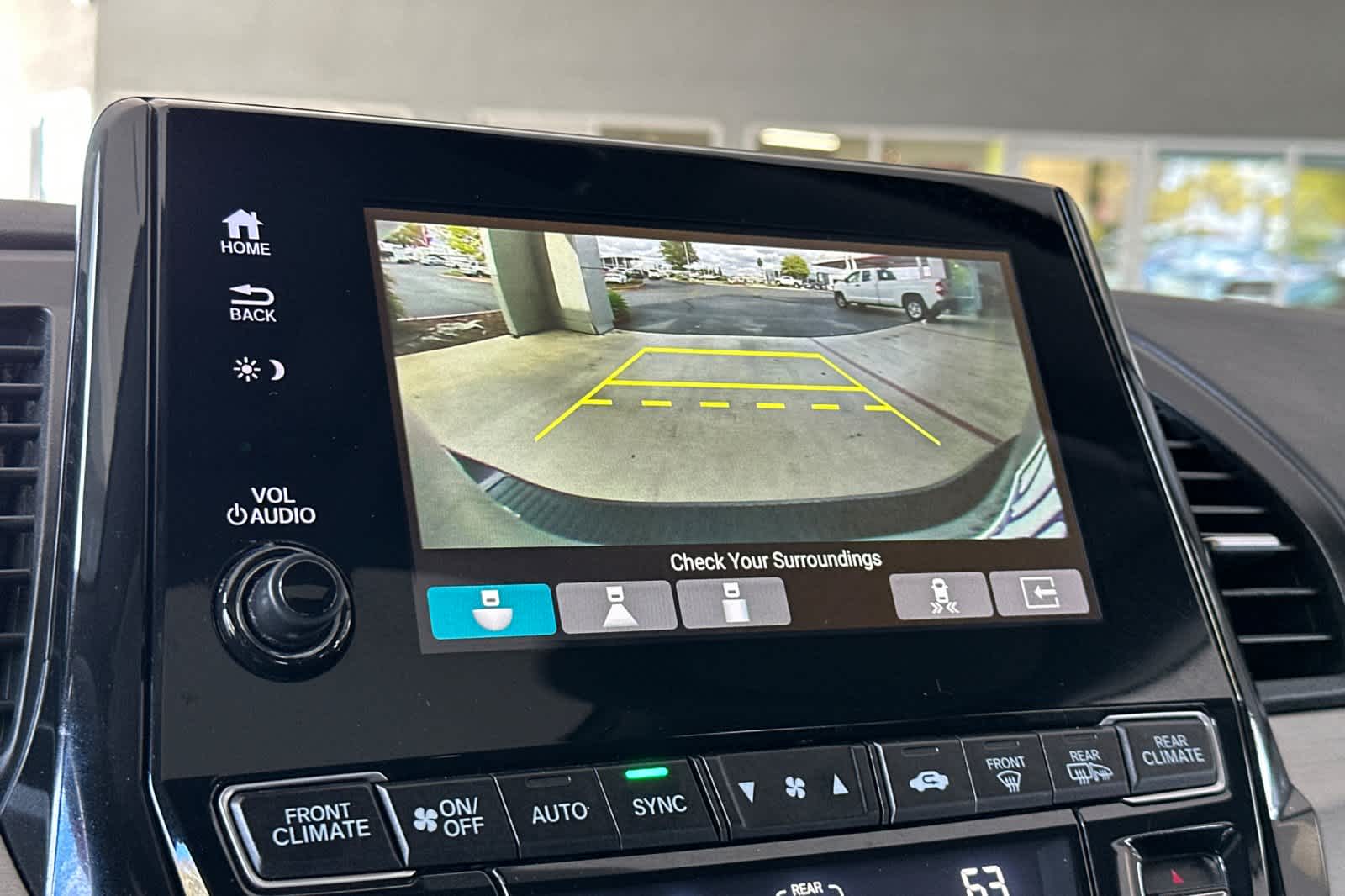 Thumbnail: 2022 Honda Odyssey - 23