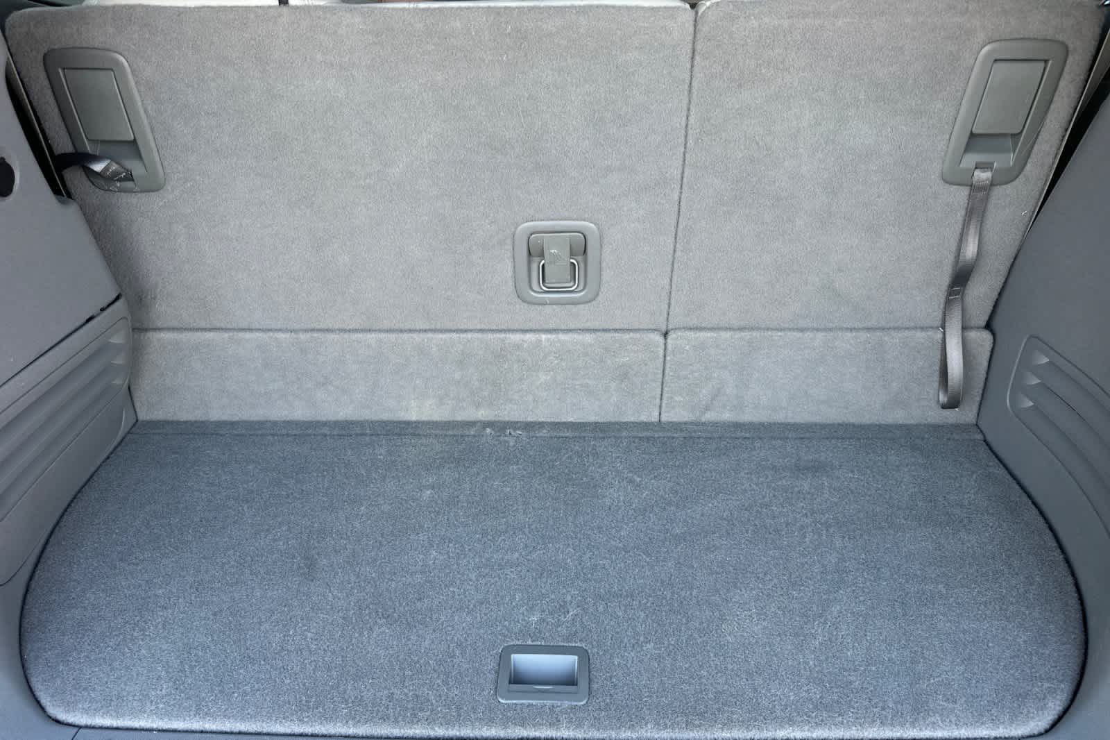 Thumbnail: 2016 Chevrolet Traverse - 16