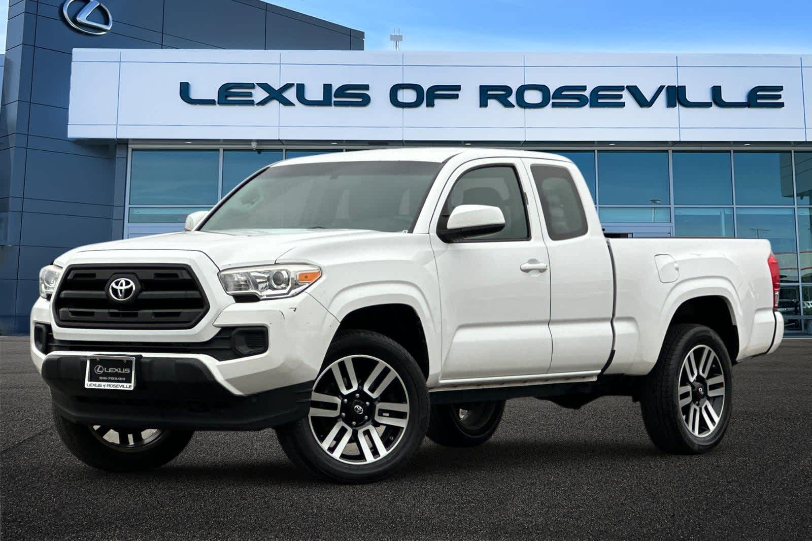 Thumbnail: 2016 Toyota Tacoma - 1