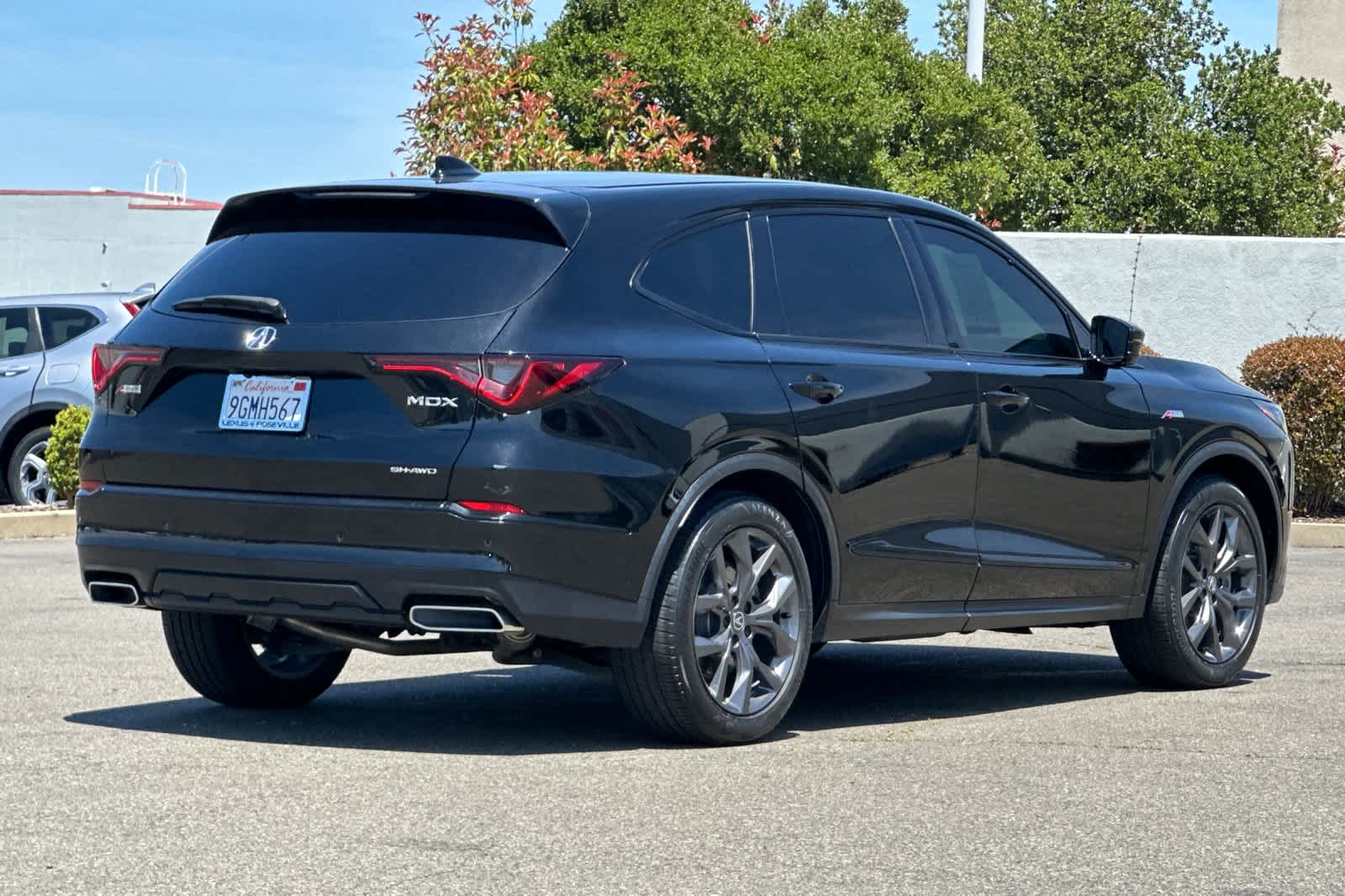 Thumbnail: 2023 Acura MDX - 2