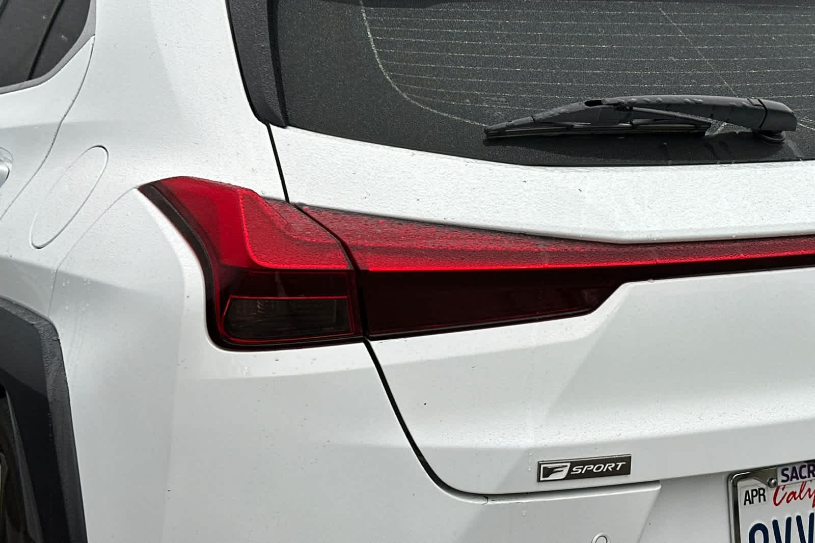 Thumbnail: 2021 Lexus UX - 15