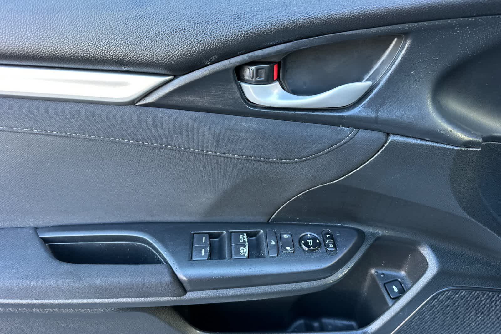 Thumbnail: 2016 Honda Civic - 12