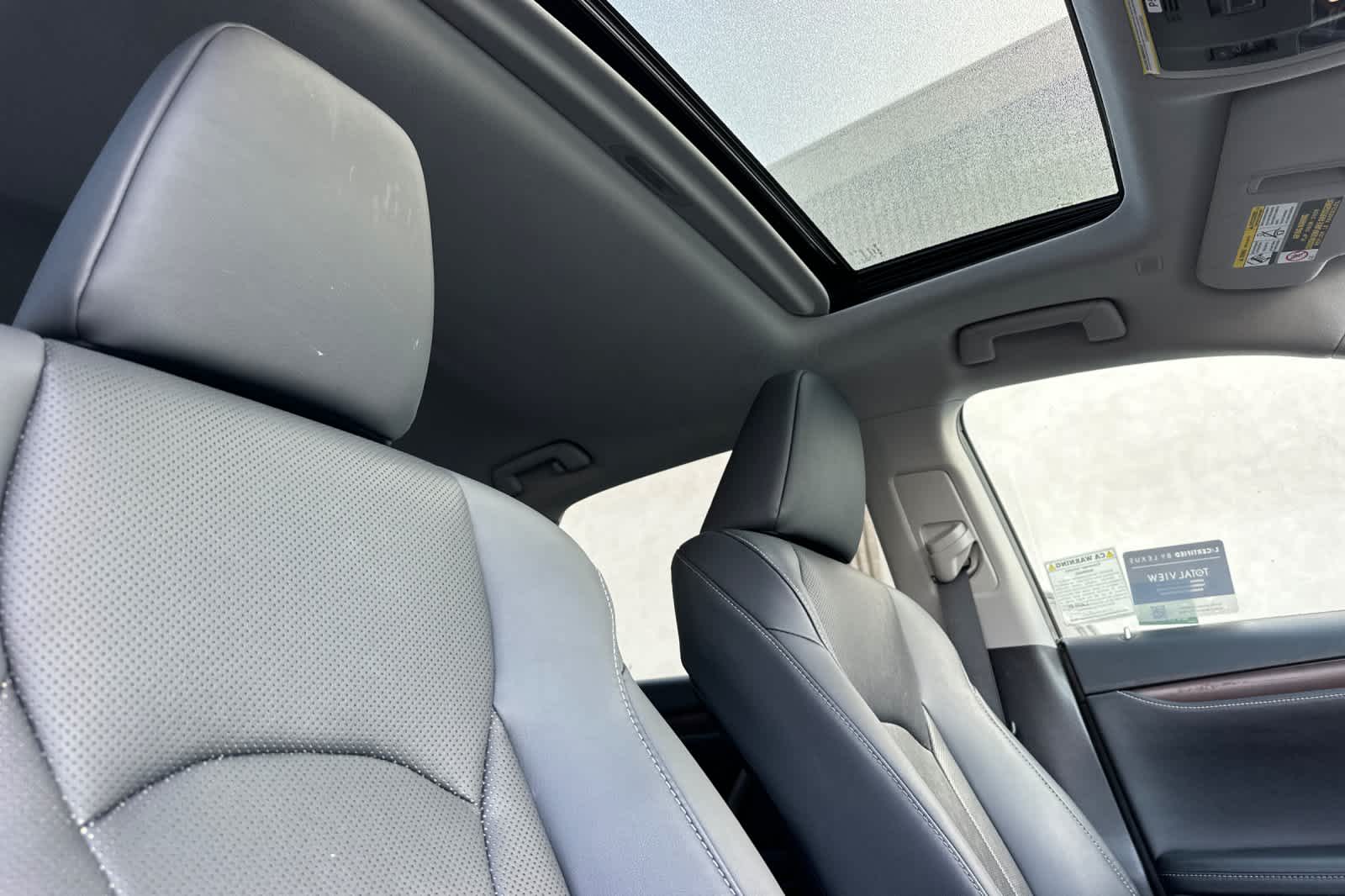 Thumbnail: 2022 Lexus RX - 18