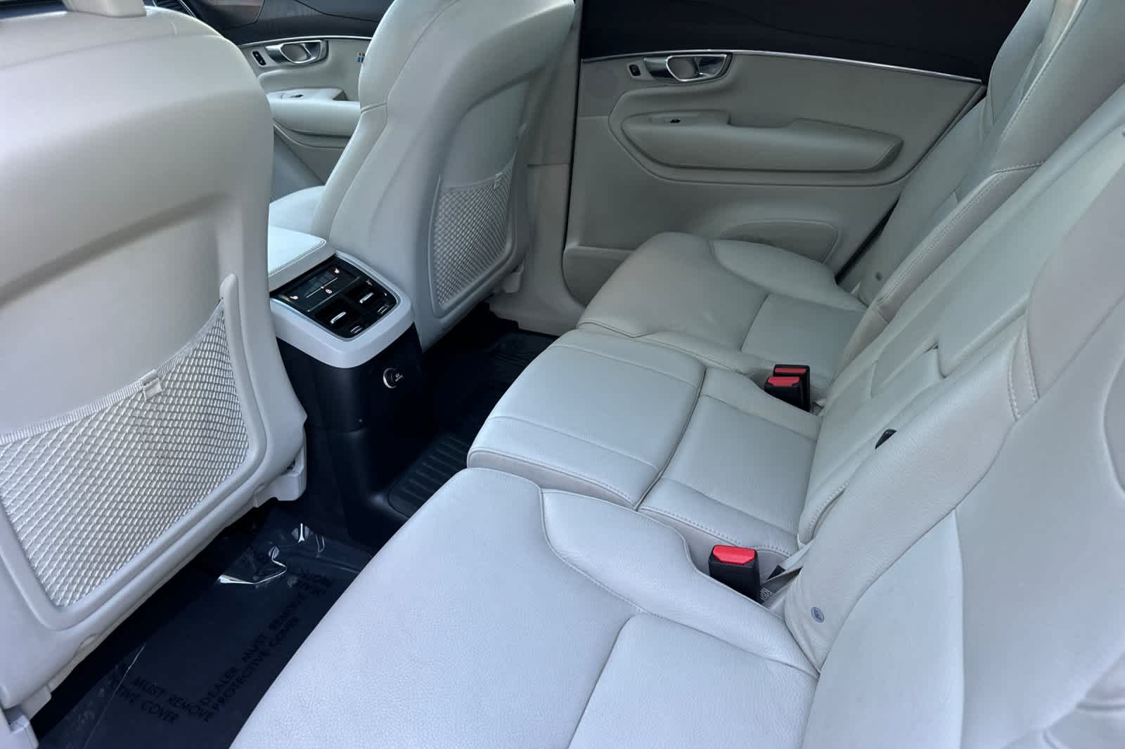 Thumbnail: 2020 Volvo XC90 - 4