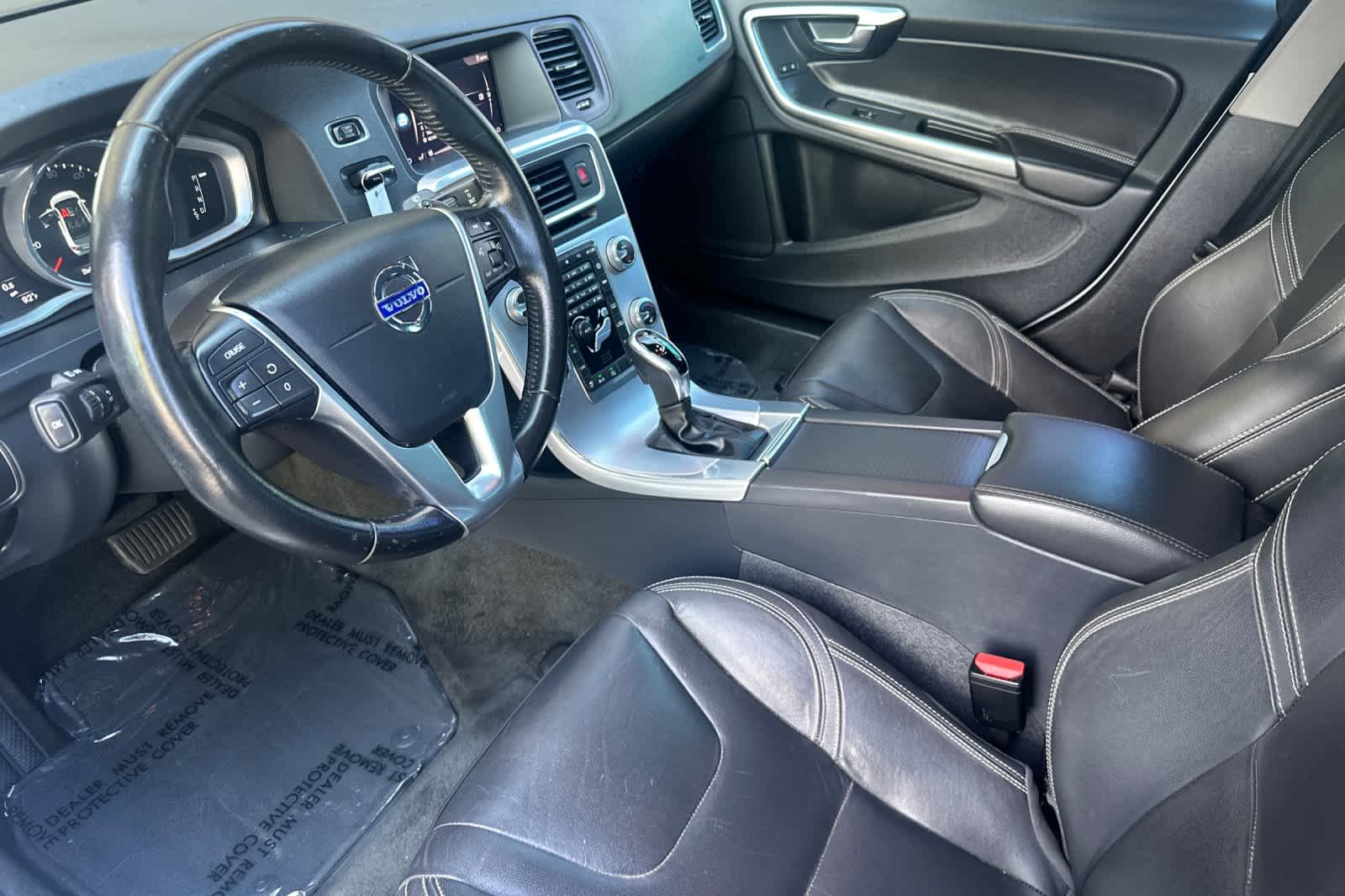 Thumbnail: 2017 Volvo S60 - 11