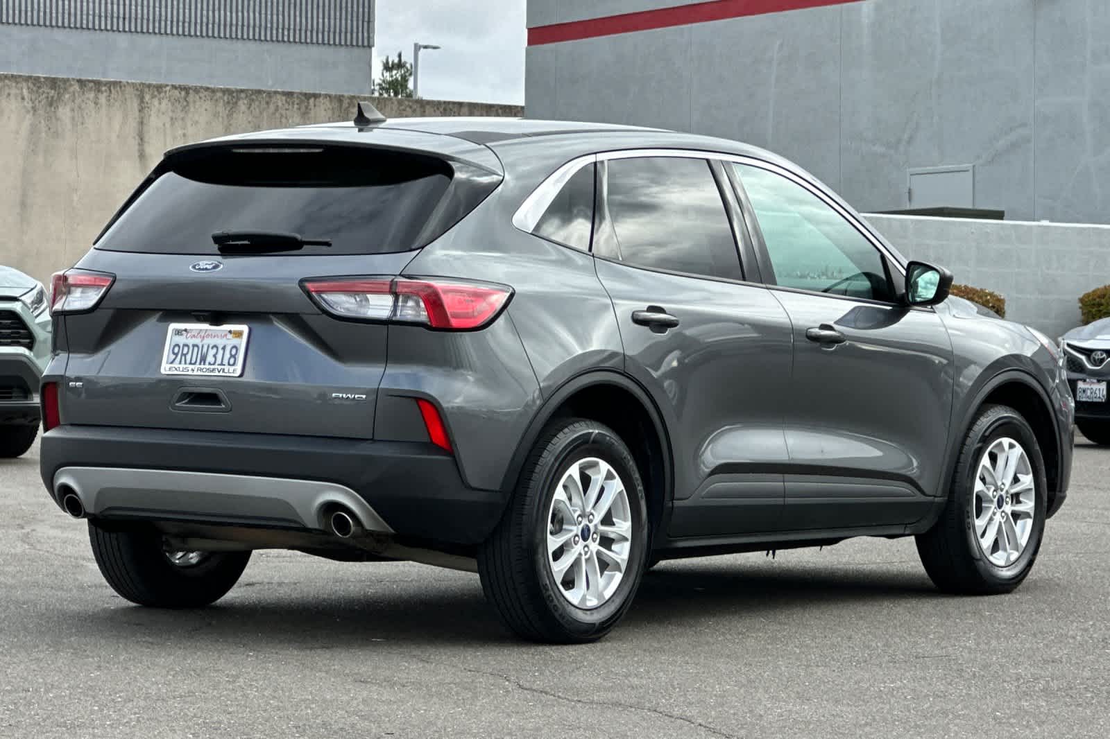 Thumbnail: 2022 Ford Escape - 2