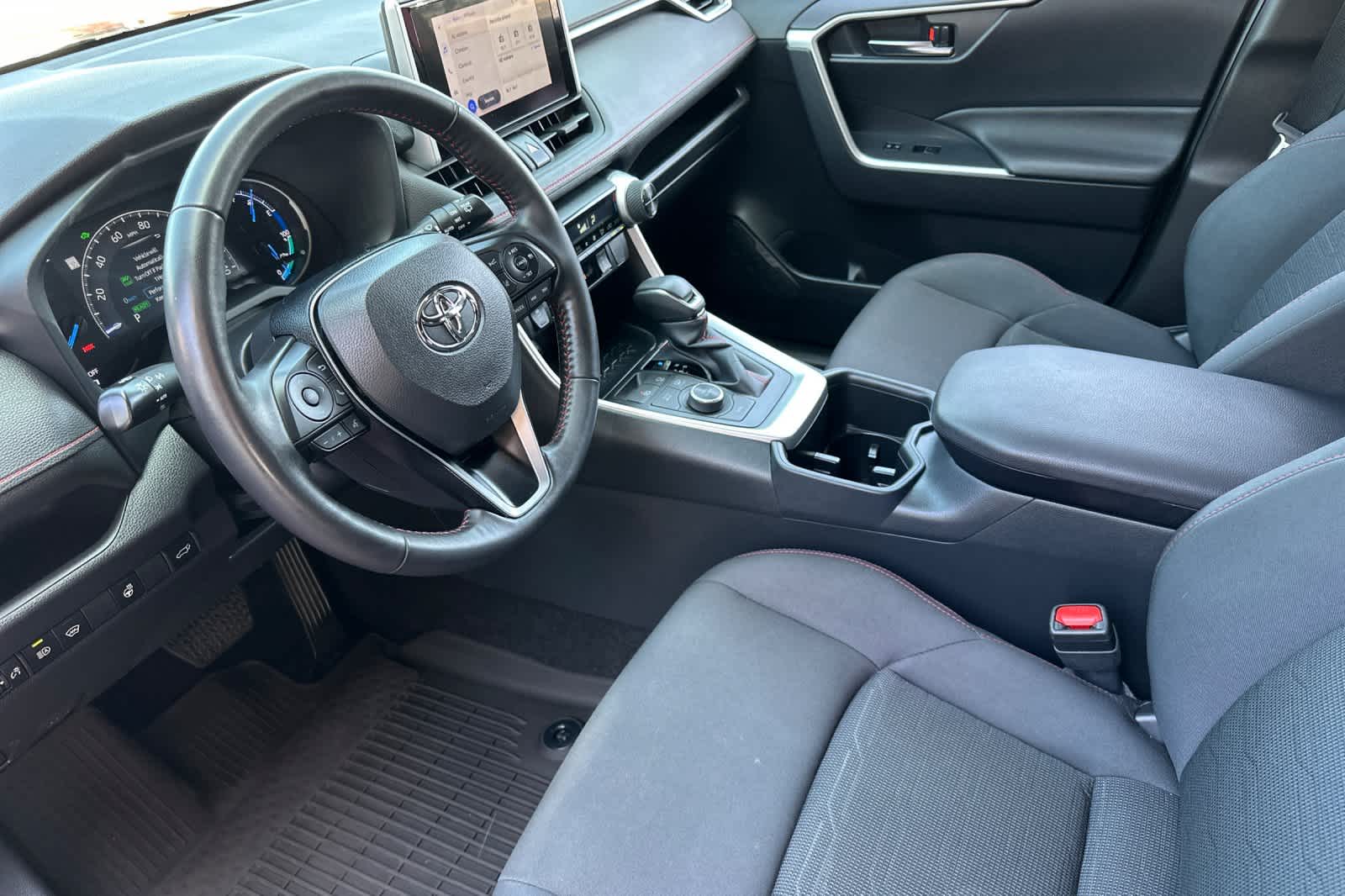 2023 Toyota RAV4 Prime SE 11