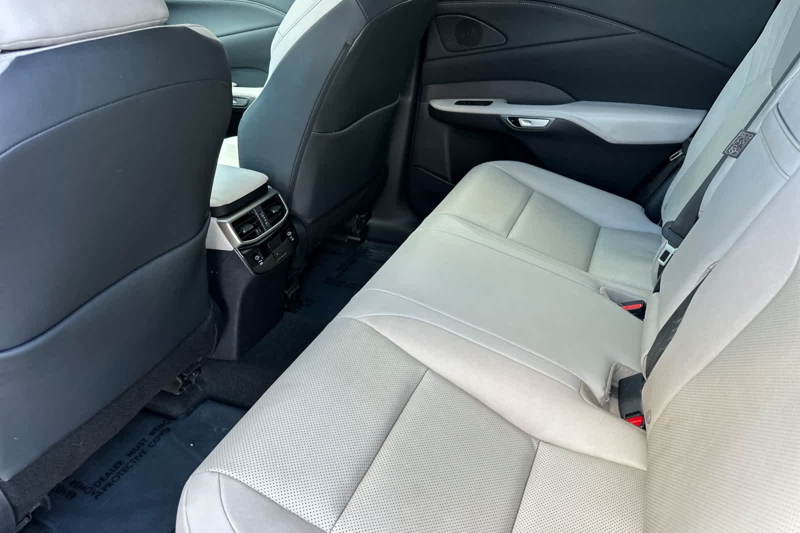 Thumbnail: 2025 Lexus RX - 4