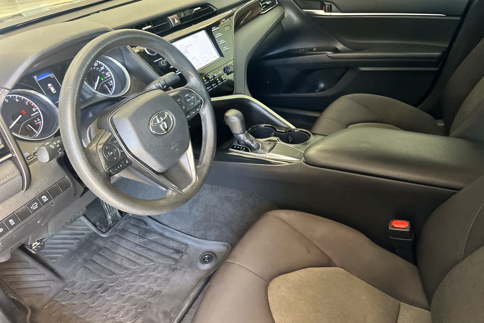 2019 Toyota Camry LE 11
