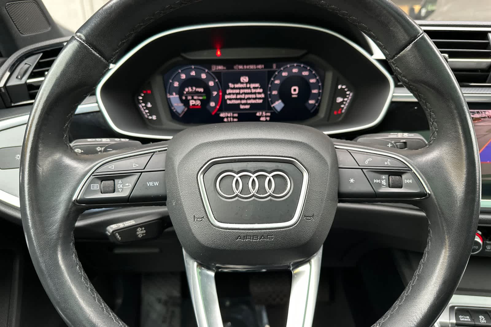 Thumbnail: 2023 Audi Q3 - 25