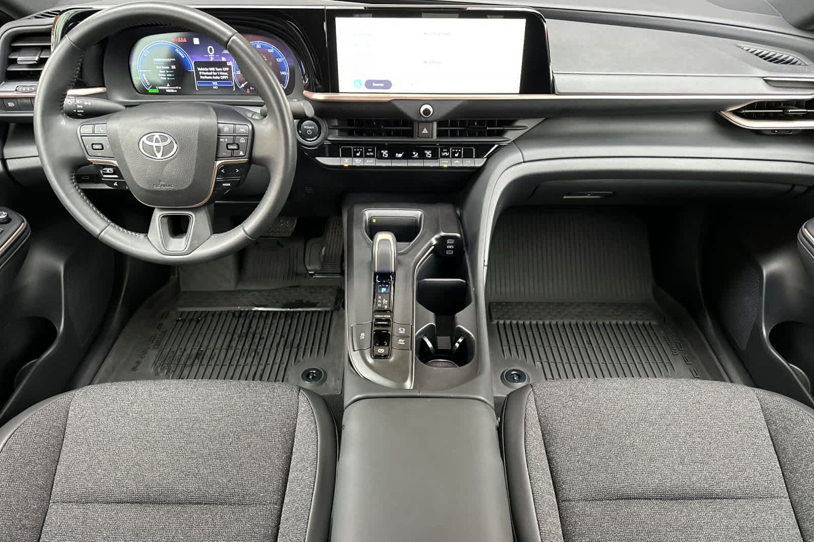 Thumbnail: 2023 Toyota Crown - 3