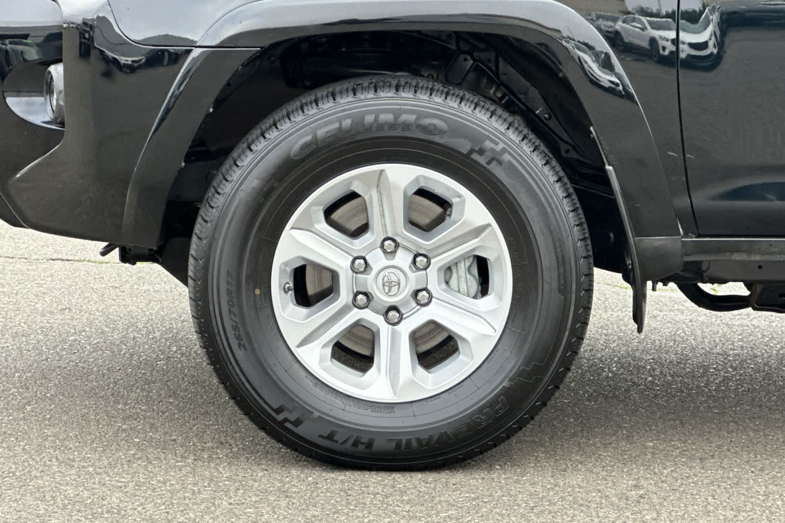 Thumbnail: 2021 Toyota 4Runner - 32