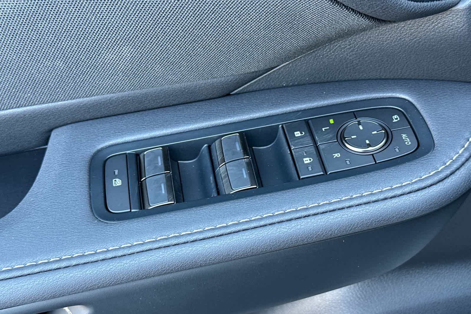 Thumbnail: 2026 Lexus TX - 13