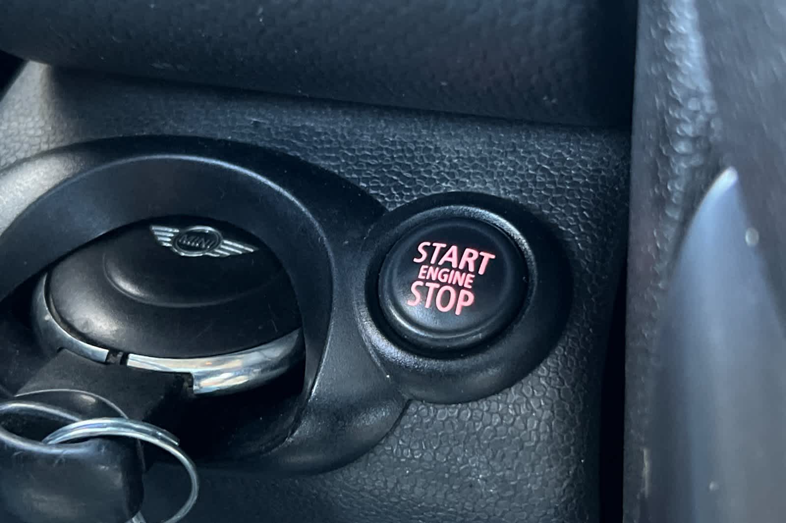 Thumbnail: 2014 MINI Cooper Countryman - 22