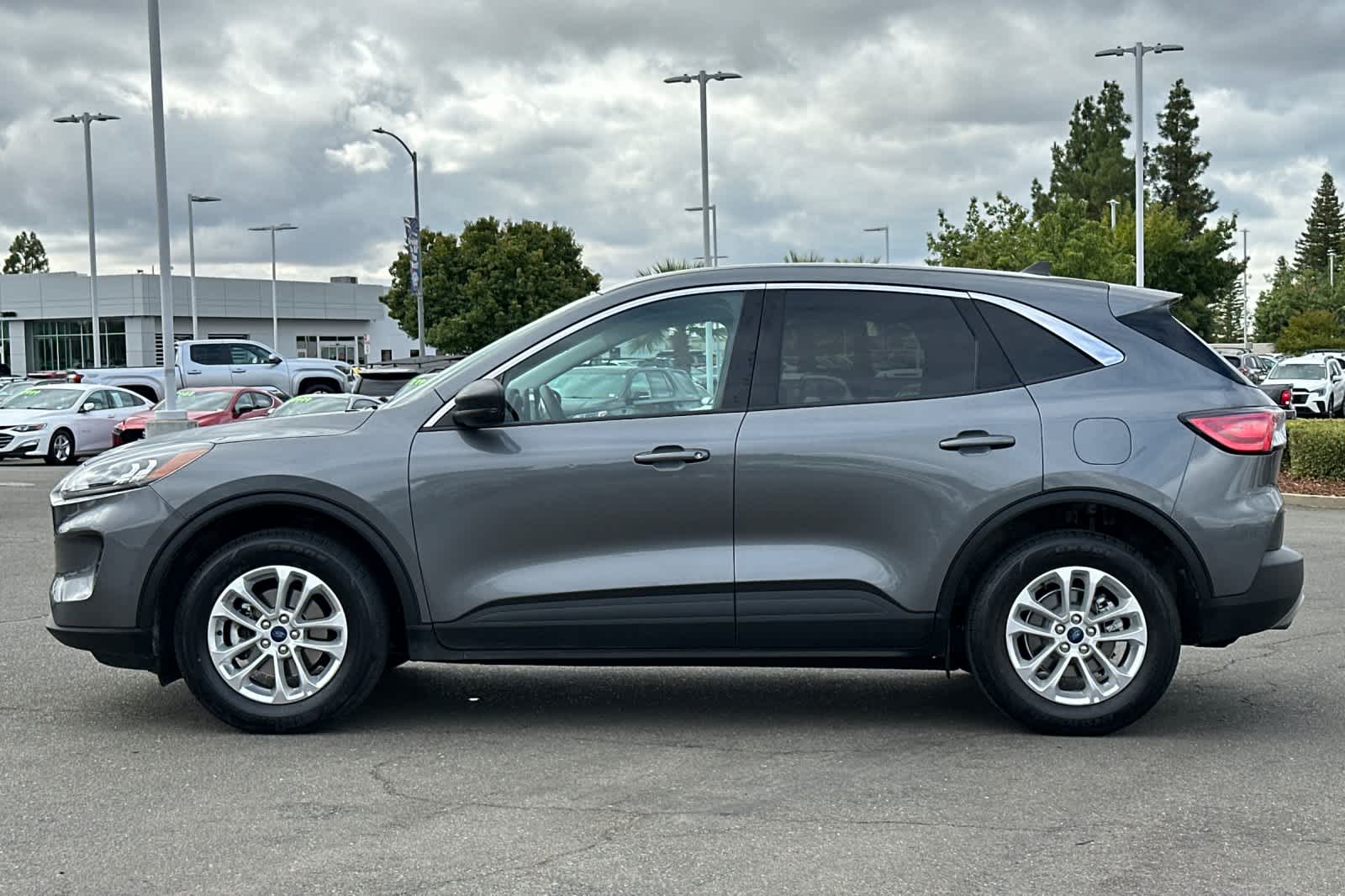 Thumbnail: 2022 Ford Escape - 9
