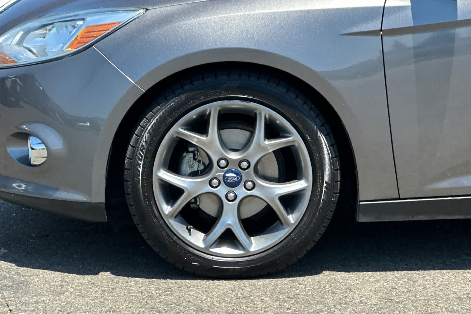 2013 Ford Focus SE 28