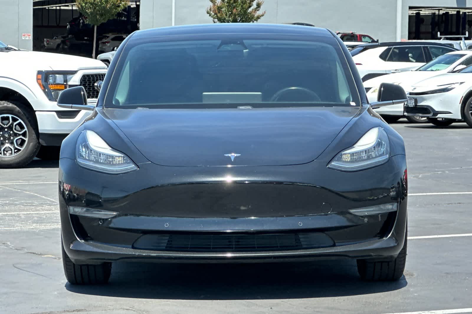 Thumbnail: 2019 Tesla Model 3 - 10