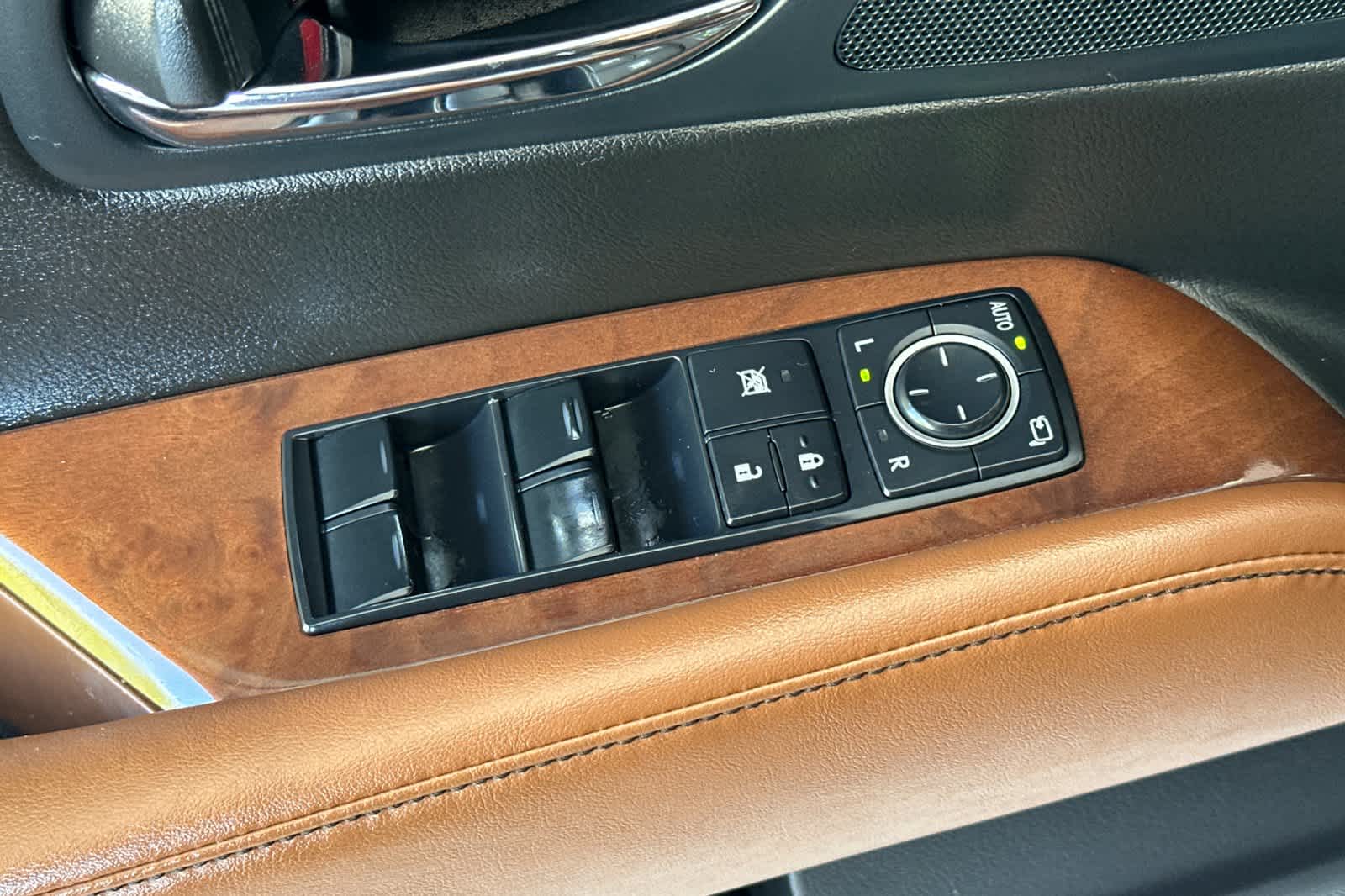 Thumbnail: 2013 Lexus RX - 13