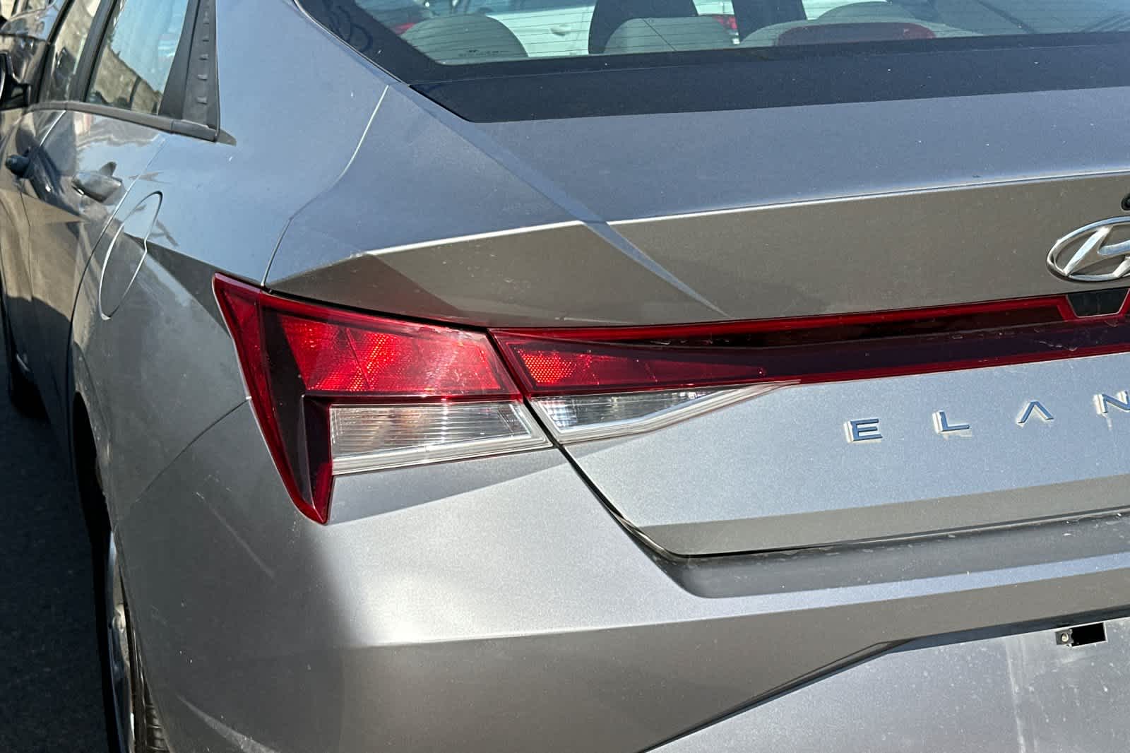 Thumbnail: 2021 Hyundai Elantra - 14