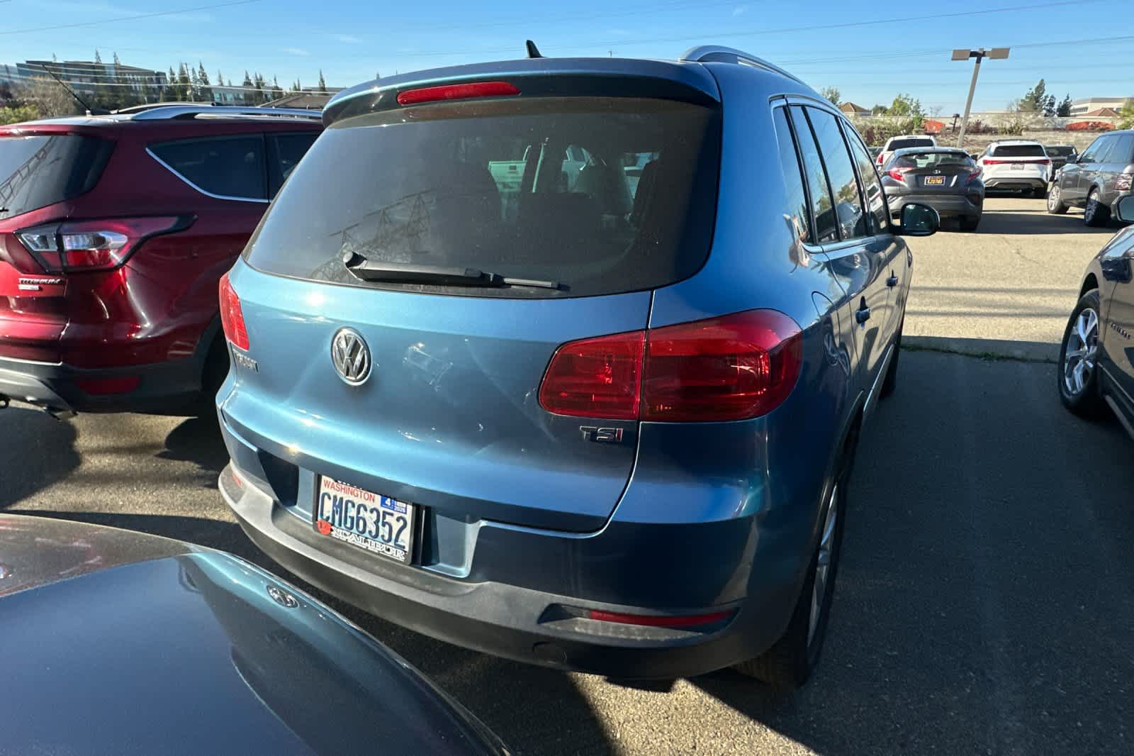 Thumbnail: 2017 Volkswagen Tiguan - 5