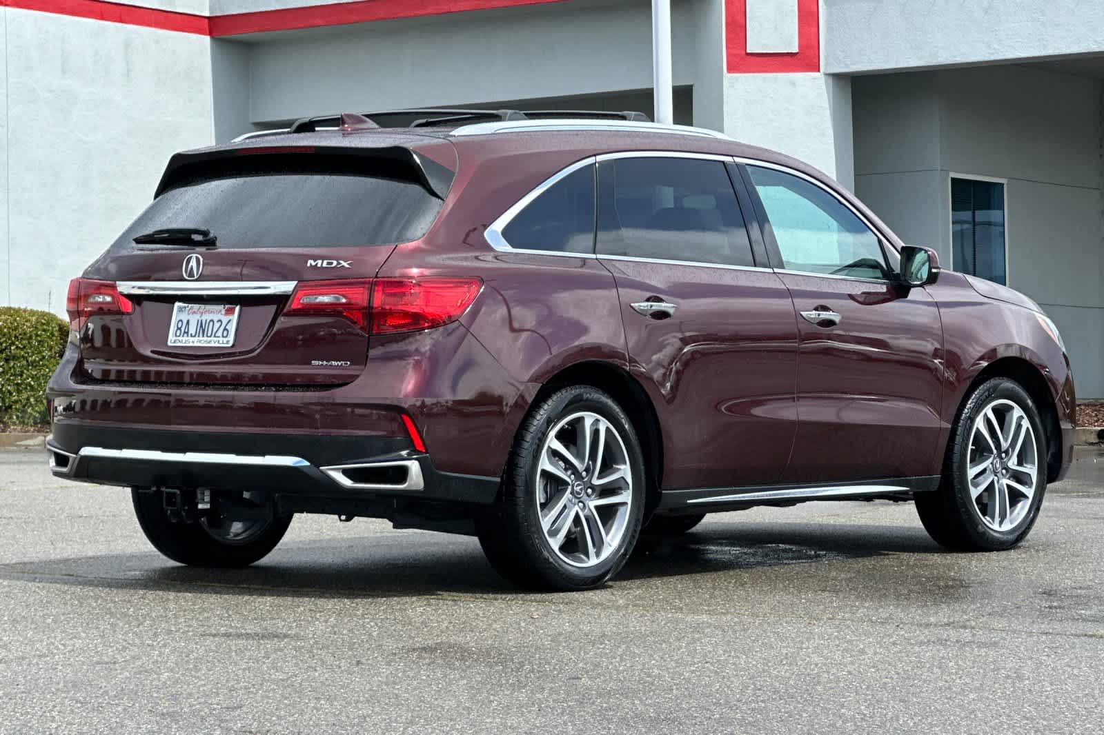 Thumbnail: 2017 Acura MDX - 2