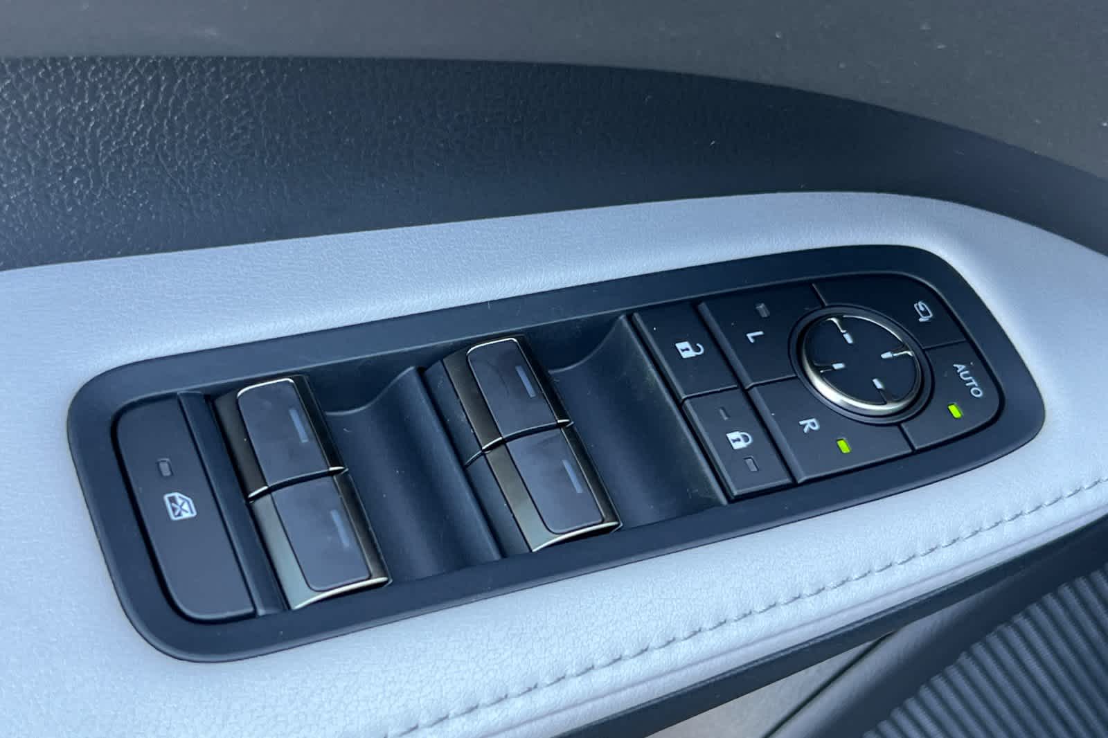 Thumbnail: 2026 Lexus RX - 13