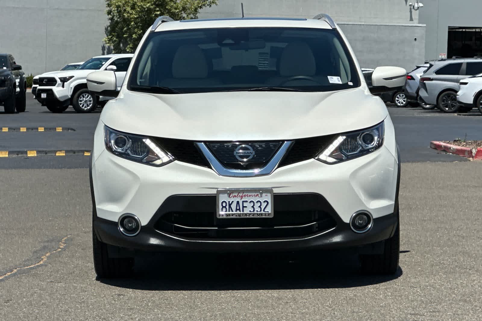 2018 Nissan Rogue Sport SL 10