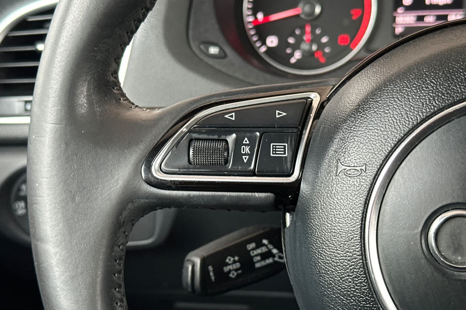 Thumbnail: 2015 Audi Q3 - 27