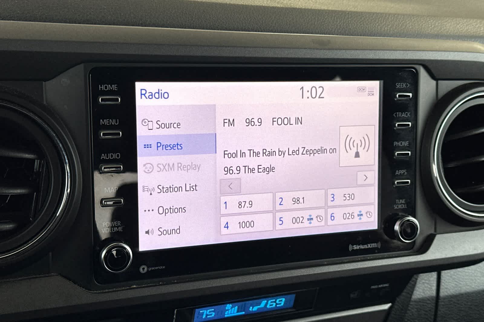 Thumbnail: 2022 Toyota Tacoma - 19