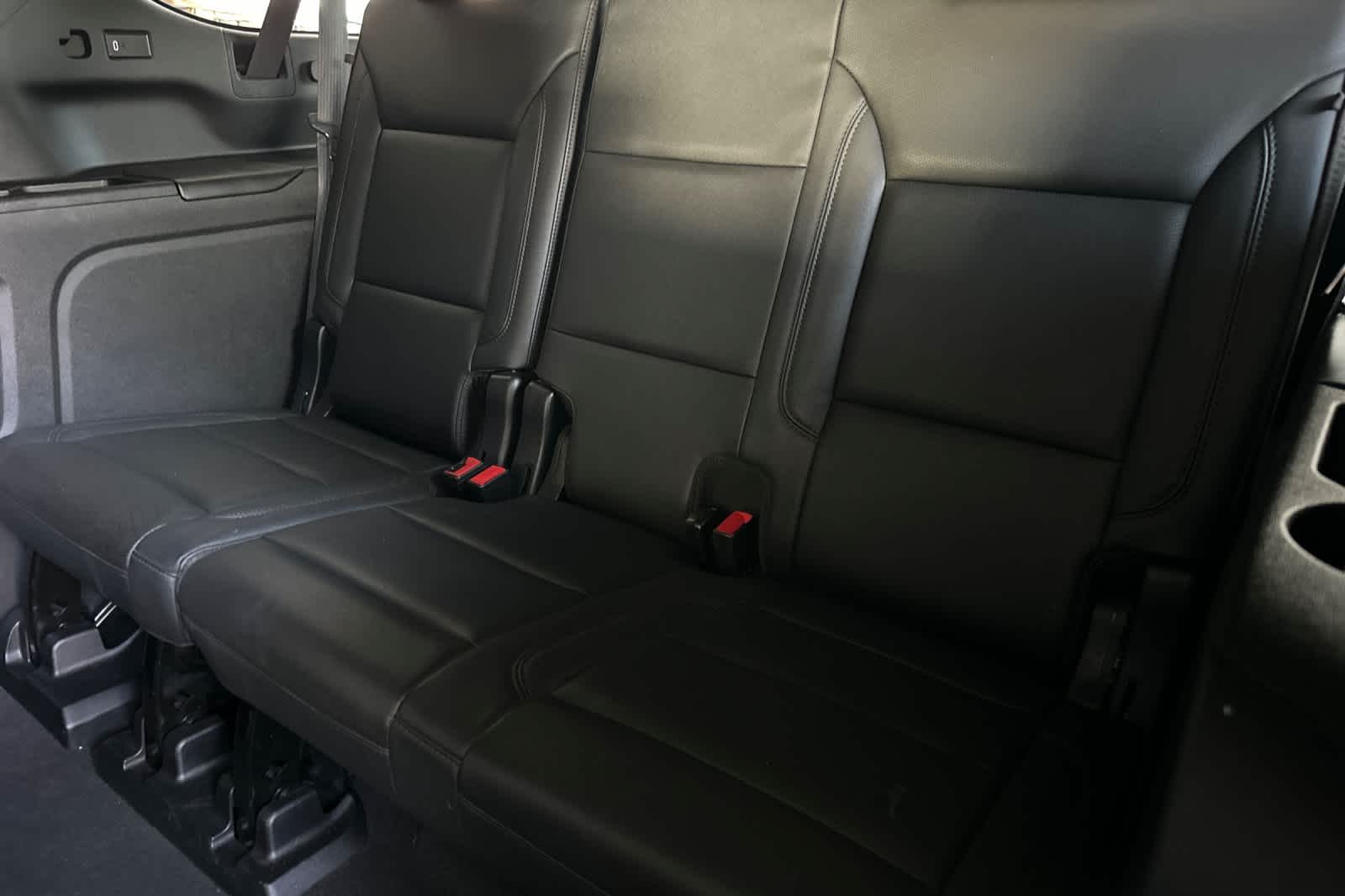 Thumbnail: 2021 Chevrolet Suburban - 15