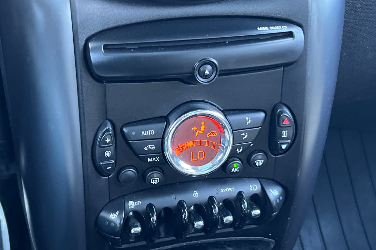 Thumbnail: 2014 MINI Cooper Countryman - 20