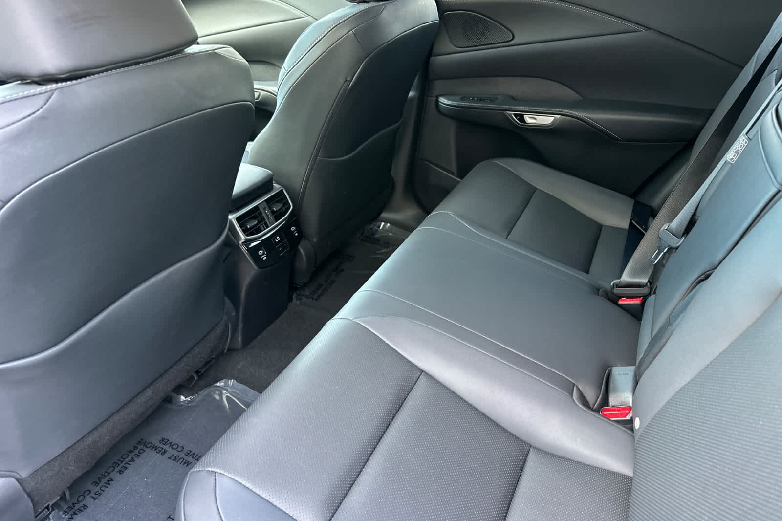 Thumbnail: 2025 Lexus RX - 4