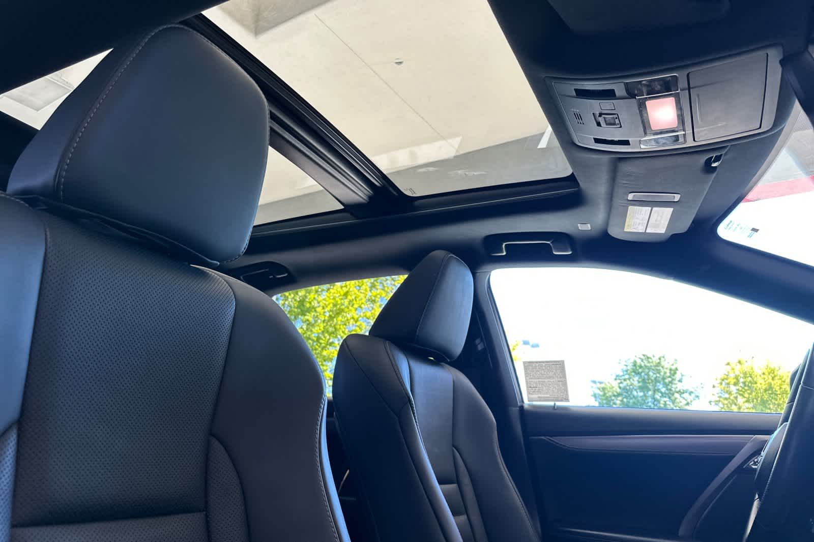 Thumbnail: 2021 Lexus RX - 18